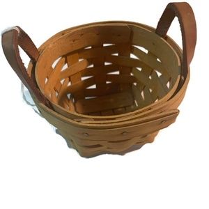Longaberger 5" round basket 1997 strap dated